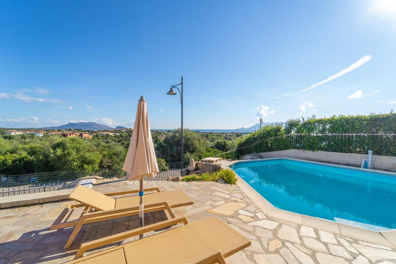 Sardegna Casa A 250 Metri Dal Mare Con Piscina Lägenhet Olbia Exteriör bild